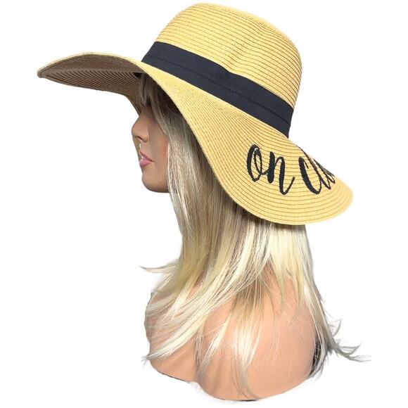 Large Brim Beach Sun Hat "On Cloud Wine" - Picture 5 of 11
